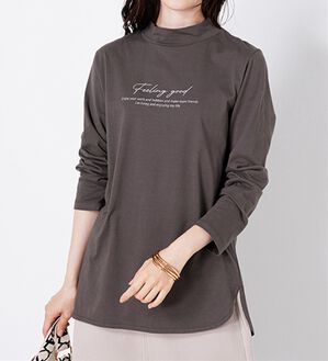 BELLUNA（ベルーナ）の「綿１００％ロゴデザインプルオーバー（カットソー）」｜チャコール