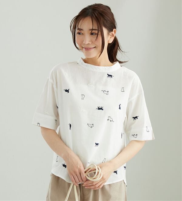 BELLUNA（ベルーナ）の「ネコ&ウサギ刺しゅうブラウス（ブラウス）」｜詳細画像