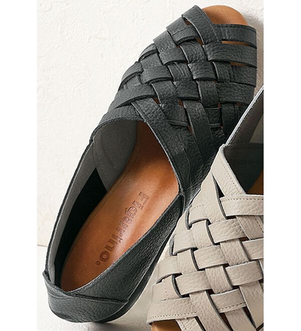 「フィグリーノ　やわらかレザーメッシュサンダル（サンダル・ミュール）」｜ブラック