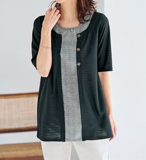 BELLUNA（ベルーナ）の「ひんやり冷感！タックジャカード素材重ね着風プルオーバー（カットソー）」｜黒