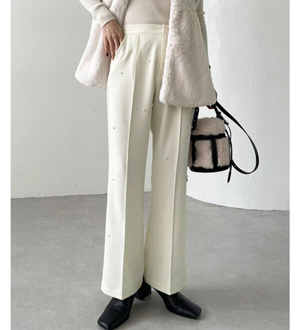 GeeRA（ジーラ）の「【YOUING.】パールデザインフレアーパンツ（フルレングスパンツ）」｜詳細画像