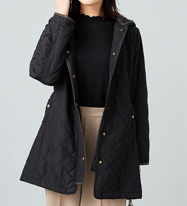 BELLUNA（ベルーナ）の「パイピング使いキルトデザインコート（ロングコート）」｜詳細画像