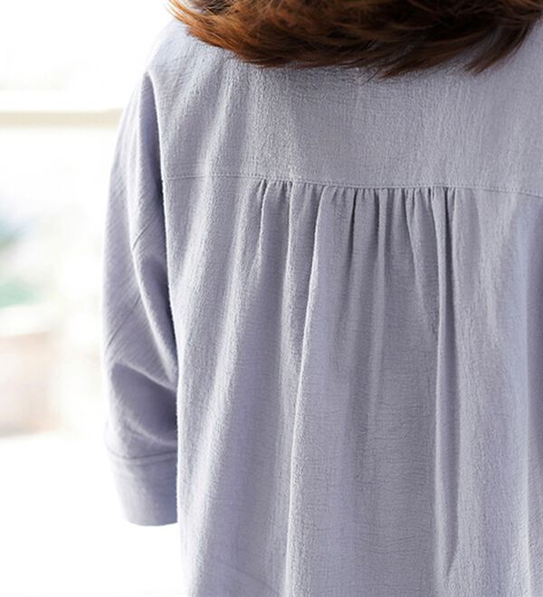 BELLUNA（ベルーナ）の「綿１００％ワッシャー素材ゆったりドルマンブラウス（ブラウス）」｜詳細画像