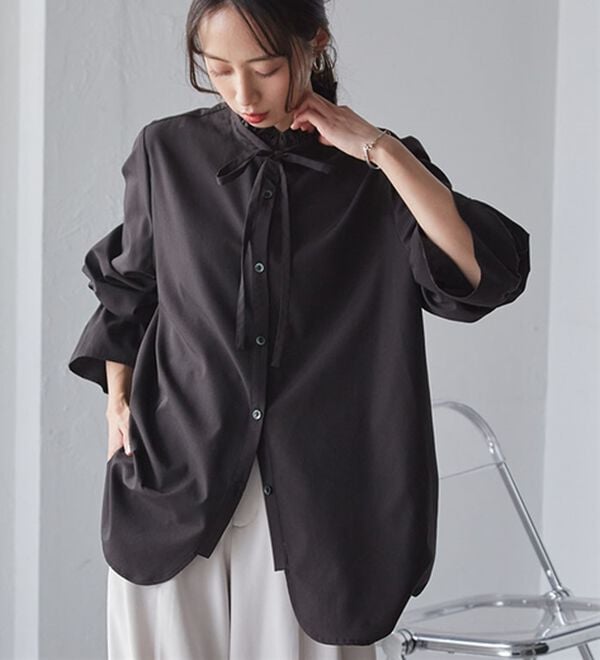 RANAN（ラナン）の「プチフリルリボン付きブラウス（ブラウス）」｜詳細画像