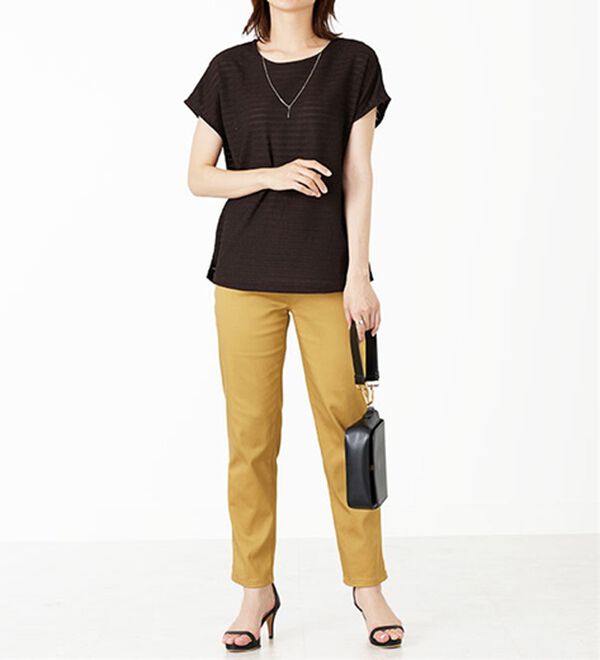 BELLUNA（ベルーナ）の「ネックレス付ジャカード素材プルオーバー（カットソー）」｜詳細画像