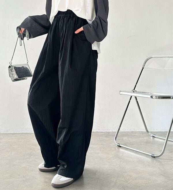 GeeRA（ジーラ）の「さらとろ素材が嬉しい！ダブルタックワイドパンツ（フルレングスパンツ）」｜詳細画像