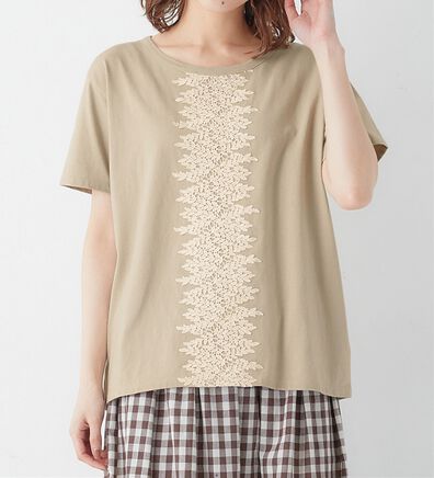 Viola e Viola（ヴィオラ エ ヴィオラ）の「ガーデンレースプルオーバー（カットソー）」