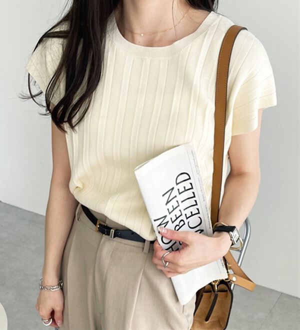 GeeRA（ジーラ）の「プリーツ編フレンチスリーブリブトップス（ニット・セーター）」｜詳細画像