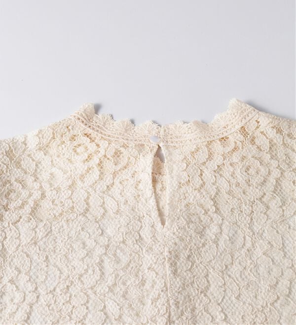 RANAN（ラナン）の「チュールドッキングフラワーレースキャンディースリーブブラウス（ブラウス）」｜詳細画像