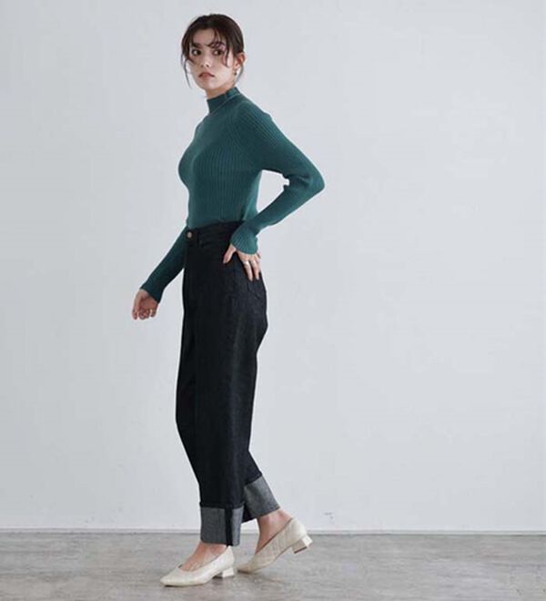 Pierrot（ピエロ）の「着回しストレッチリブハイネックニット（ニット・セーター）」｜詳細画像