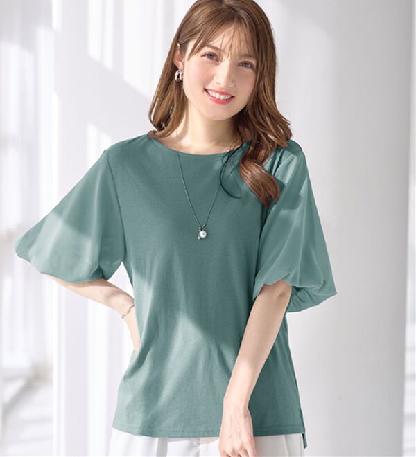alotta（アロッタ）の「袖異素材バルーンＴシャツ（カットソー）」｜グリーン