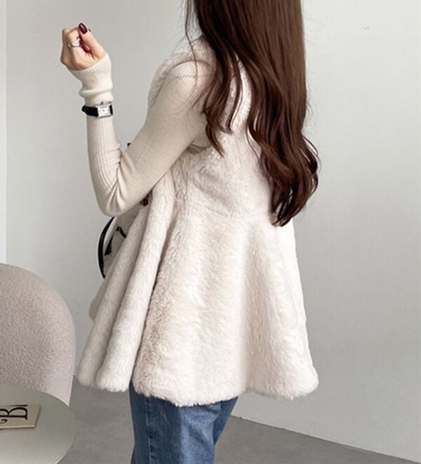 GeeRA（ジーラ）の「ペプラムファーベスト（ベスト）」｜詳細画像