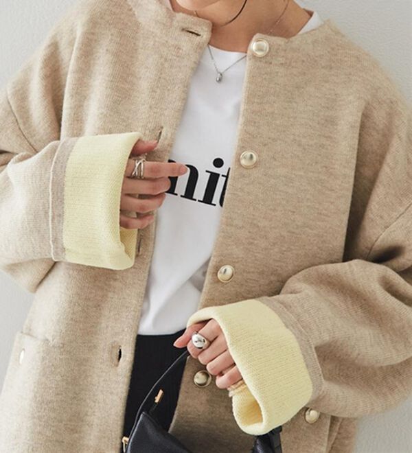 RANAN（ラナン）の「裏配色ゴールド調ボタンニットコーディガン（ニットカーディガン）」｜ベージュ