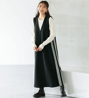 BELLUNA（ベルーナ）の「Ｖネック配色ライン使いジャンパースカート（ロングワンピース）」｜ブラック