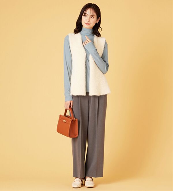 BELLUNA（ベルーナ）の「ふんわり贅沢シャギー素材ペプラムベスト（ベスト）」｜詳細画像