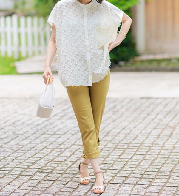 BELLUNA（ベルーナ）の「ヒンヤリ&times;サラリ速乾！綿サテンストレッチ裾リボンクロップドパンツ（クロップドパンツ）」｜詳細画像