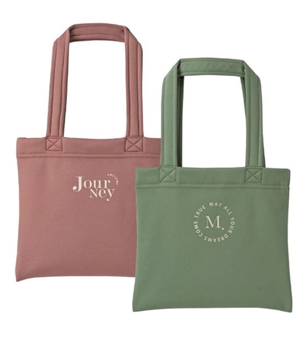 BELLUNA（ベルーナ）の「【ミニバッグ付】腰まであったか！軽量防風パーカー（ブルゾン）」｜詳細画像