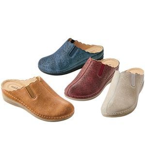 BELLUNA（ベルーナ）の「サッと履ける！草花柄カットワークミュール（サンダル・ミュール）」｜詳細画像