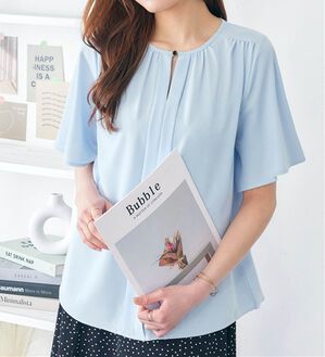 alotta（アロッタ）の「【接触冷感】前後２ＷＡＹギャザーブラウス（半袖）（ブラウス）」｜サックス