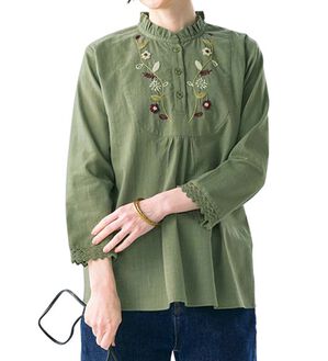 ルフラン（ルフラン）の「綿１００％手刺しゅうブラウス（ブラウス）」｜カーキ