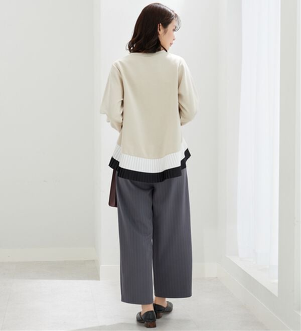 BELLUNA（ベルーナ）の「裾配色プリーツデザインプルオーバー（カットソー）」｜詳細画像