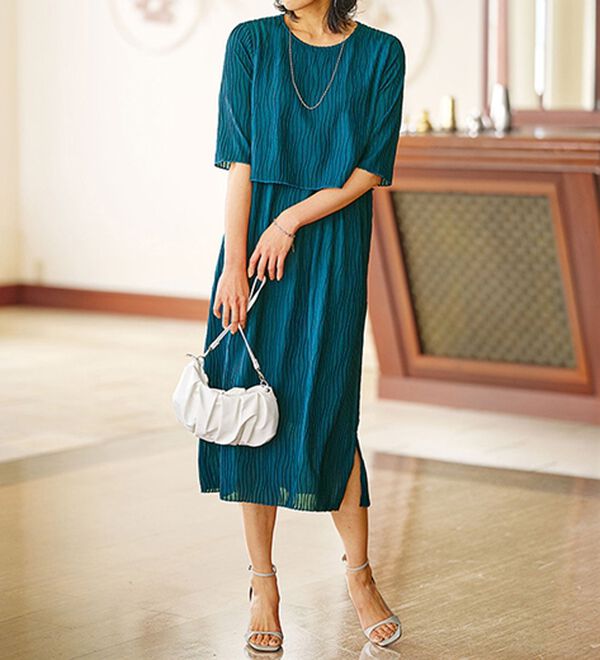 BELLUNA（ベルーナ）の「波柄ジャカード重ね着風ワンピース（その他ワンピース）」｜ターコイズ