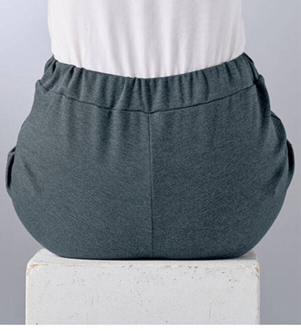 BELLUNA（ベルーナ）の「日本製美脚ブーツカットパンツ（フルレングスパンツ）」｜詳細画像