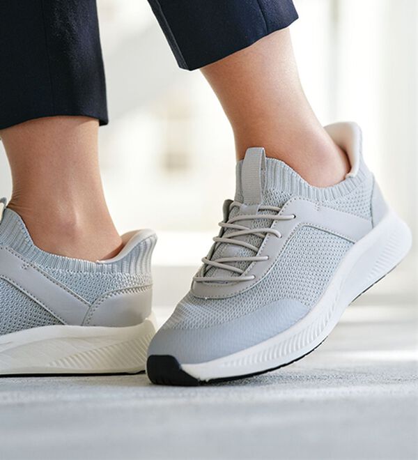 BELLUNA（ベルーナ）の「＜Ｓｏｉｔｔｏ　Ｍｅ＞洗えるニットスニーカー（スニーカー）」｜詳細画像