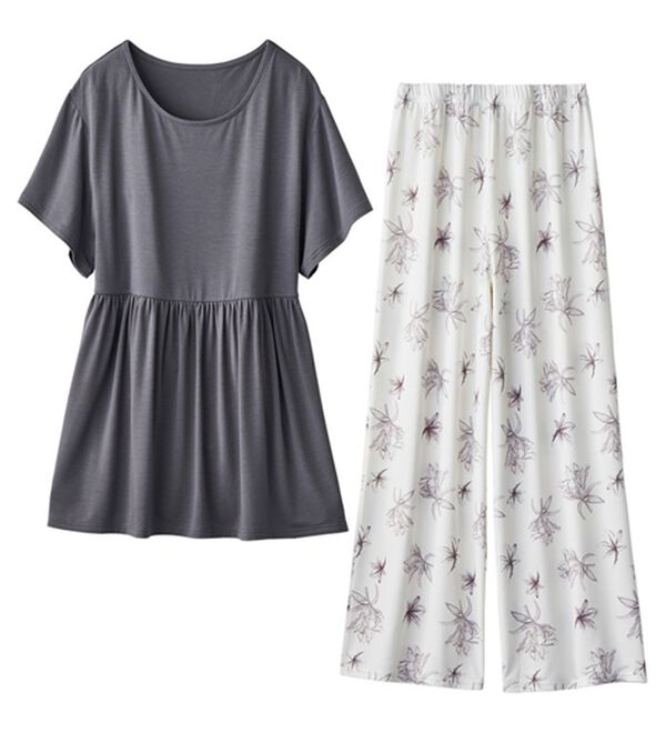 YU'NOW（ユナウ）の「【上下２点セット】レーヨンブレンドペプラムパジャマセット（パジャマ・ルームウェア）」｜詳細画像