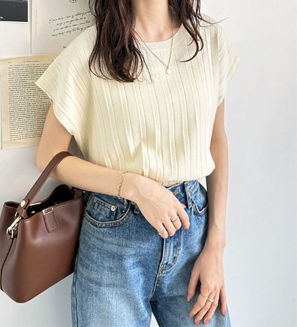 GeeRA（ジーラ）の「プリーツ編フレンチスリーブリブトップス（ニット・セーター）」｜詳細画像