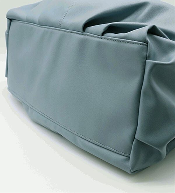 BELLUNA（ベルーナ）の「Ａ４対応１０ポケット大収納トート（トートバッグ）」｜詳細画像