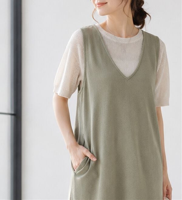 BELLUNA（ベルーナ）の「【２点セット】ロゴＴシャツ付ワンピースアンサンブル（アンサンブル）」｜詳細画像