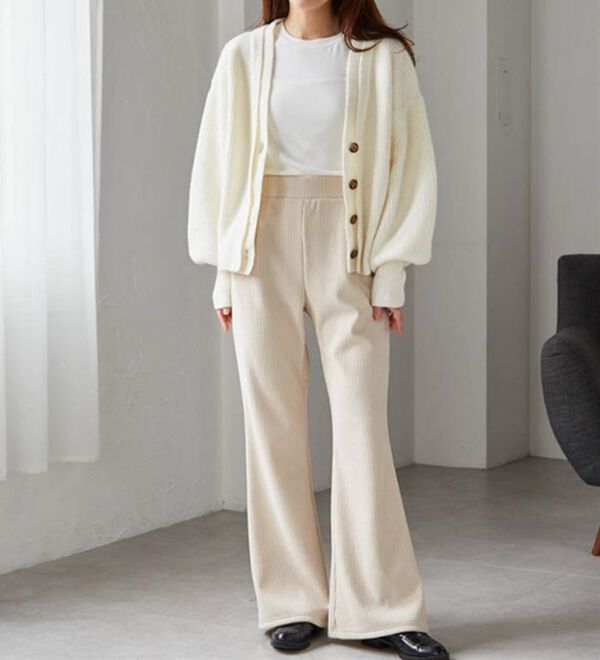 RANAN（ラナン）の「あったか裏ベロアニットコールフレアパンツ（フルレングスパンツ）」｜詳細画像