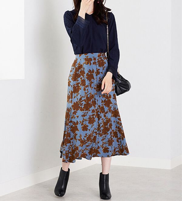 BELLUNA（ベルーナ）の「カットジョーゼット素材レース使いブラウス（カットソー）」｜詳細画像