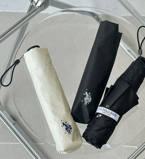GeeRA（ジーラ）の「【ＵＳ．ＰＯＬＯ．ＡＳＳＮ】晴雨兼用折りたたみ傘（レイングッズ）」｜詳細画像