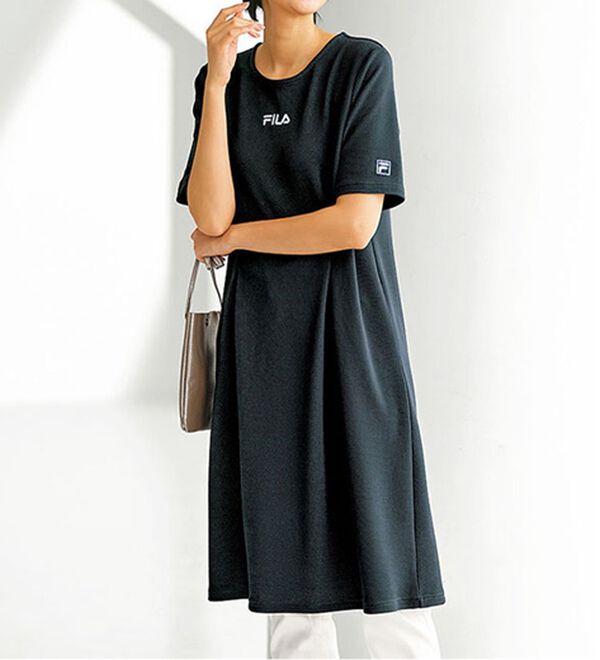BELLUNA（ベルーナ）の「＜ＦＩＬＡ＞ふくれジャカード素材チュニックワンピース（カットソーワンピース）」｜チャコール