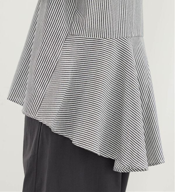 BELLUNA（ベルーナ）の「フランス綾ペプラムデザインチュニック（チュニック）」｜詳細画像