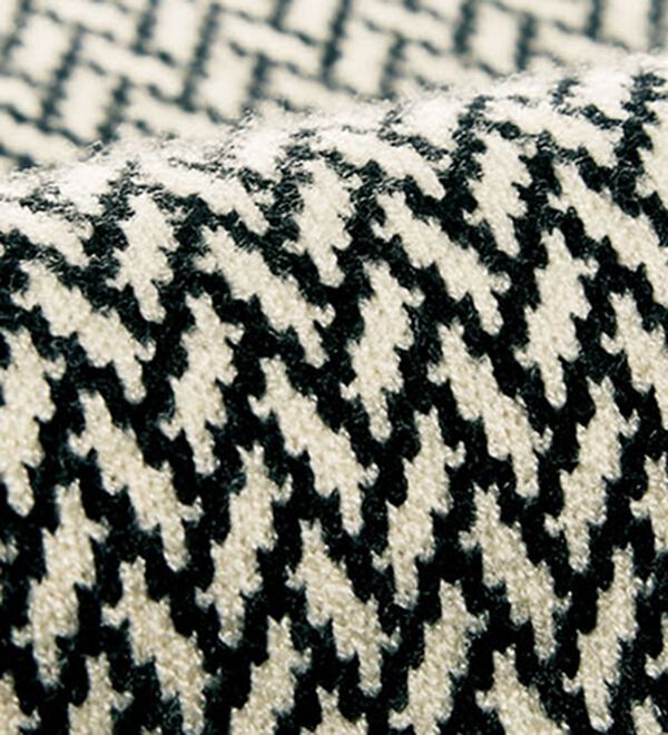 BELLUNA（ベルーナ）の「幾何柄ジャカードニットプルオーバー（ニット・セーター）」｜詳細画像