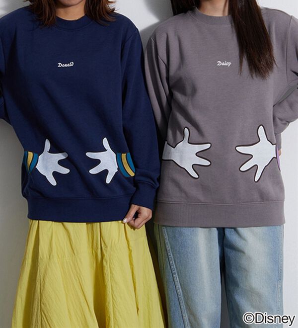 BELLUNA（ベルーナ）の「＜Ｄｉｓｎｅｙ＞【ドナルド＆デイジー】抱き着きプリント裏起毛トレーナー（カットソー）」｜詳細画像