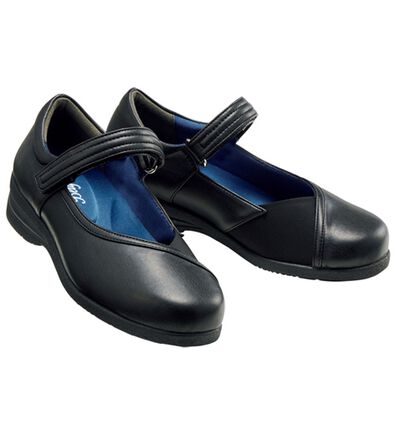 BELLUNA（ベルーナ）の「５Ｅ幅広外反母趾対応の甲ベルトシューズ（パンプス）」