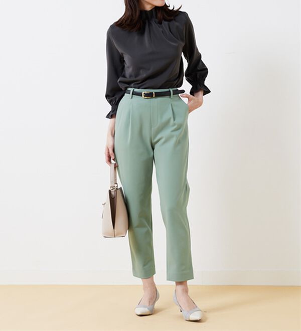 BELLUNA（ベルーナ）の「ツイルジャージー素材テーパードパンツ（テーパードパンツ）」｜詳細画像