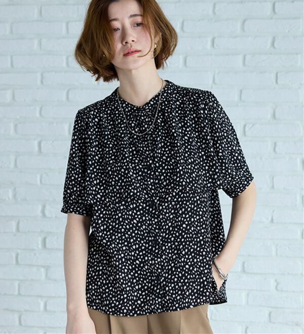 BELLUNA（ベルーナ）の「ケープ風デザインブラウス（ブラウス）」｜詳細画像