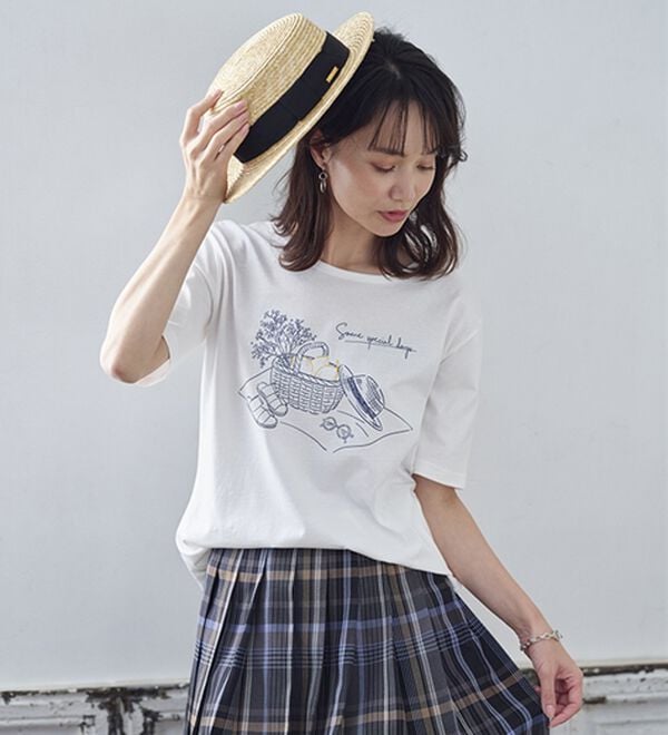 BELLUNA（ベルーナ）の「綿１００％プリントＴシャツ（Tシャツ）」｜詳細画像