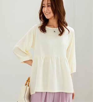 BELLUNA（ベルーナ）の「ジャカード素材ペプラムチュニック（チュニック）」｜アイボリー