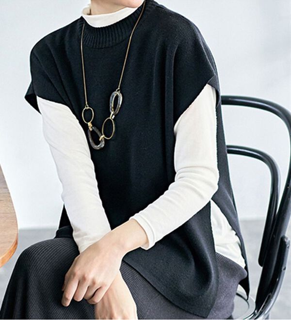 VINNO（ヴィノ）の「ゆるシルエットニットベスト（インナー付）（ベスト）」｜詳細画像