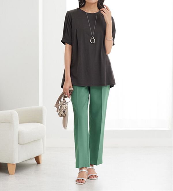 BELLUNA（ベルーナ）の「バックフレアーパフ袖プルオーバー（カットソー）」｜詳細画像