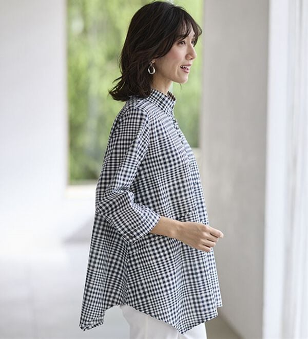 BELLUNA（ベルーナ）の「綿１００％スラブ素材スタンド衿切替ブラウス（ブラウス）」｜詳細画像