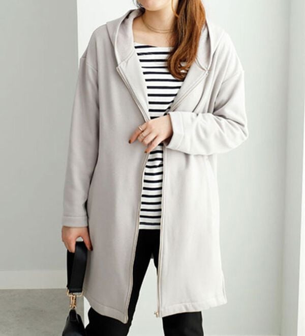 BELLUNA（ベルーナ）の「裏ファー素材ロング丈パーカー（パーカー）」｜トープ