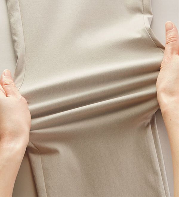 BELLUNA（ベルーナ）の「ヒンヤリ！ハイパー美脚ストレッチ素材アンクルパンツ（フルレングスパンツ）」｜詳細画像