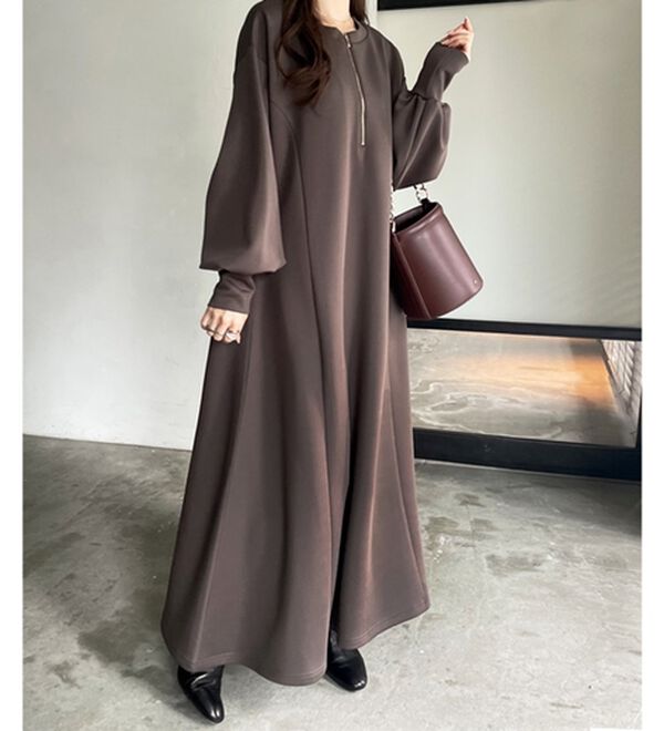 GeeRA（ジーラ）の「【再入荷】1枚で決まる！ハーフジップフレアワンピース（カットソーワンピース）」｜詳細画像